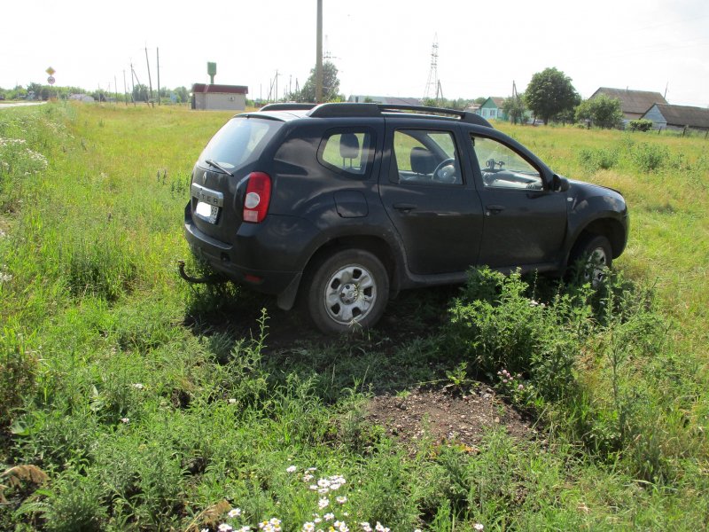 По факту угона автомобиля в селе Петровское возбуждено и расследуется уголовное дело